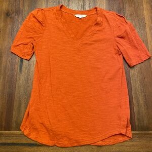 Amaryllis puff sleeve shirt